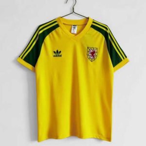 Wales 1982 Uitshirt Korte Mouw Klassieke Retro Voetbalshirts